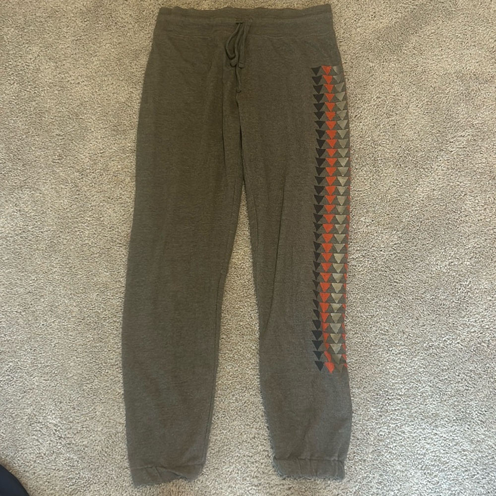 Lucky sweats super cute size small